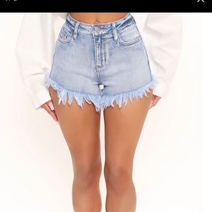 Frayed shorts - Fashion Nova